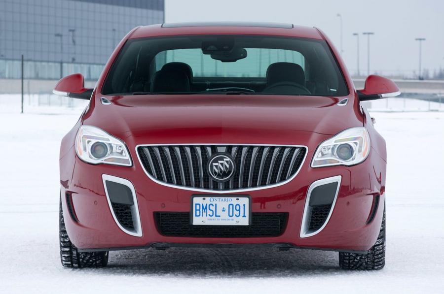 Buick Regal GS AWD 2014 года  (фото 26 из 30)